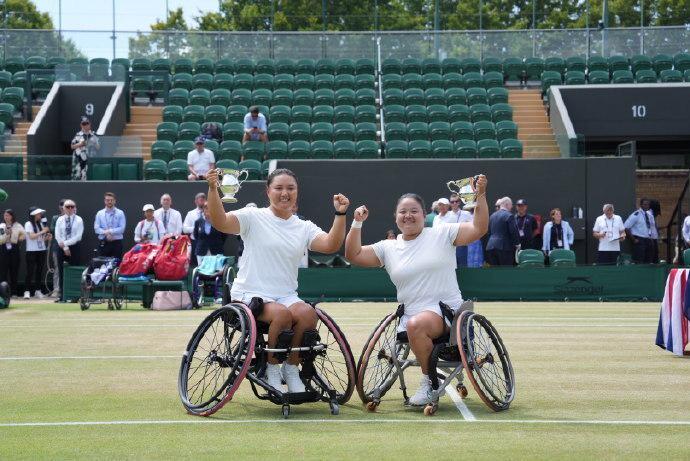中国骄傲！李晓辉王紫莹2-0夺美网轮椅女双冠军 今年大满贯3冠1亚